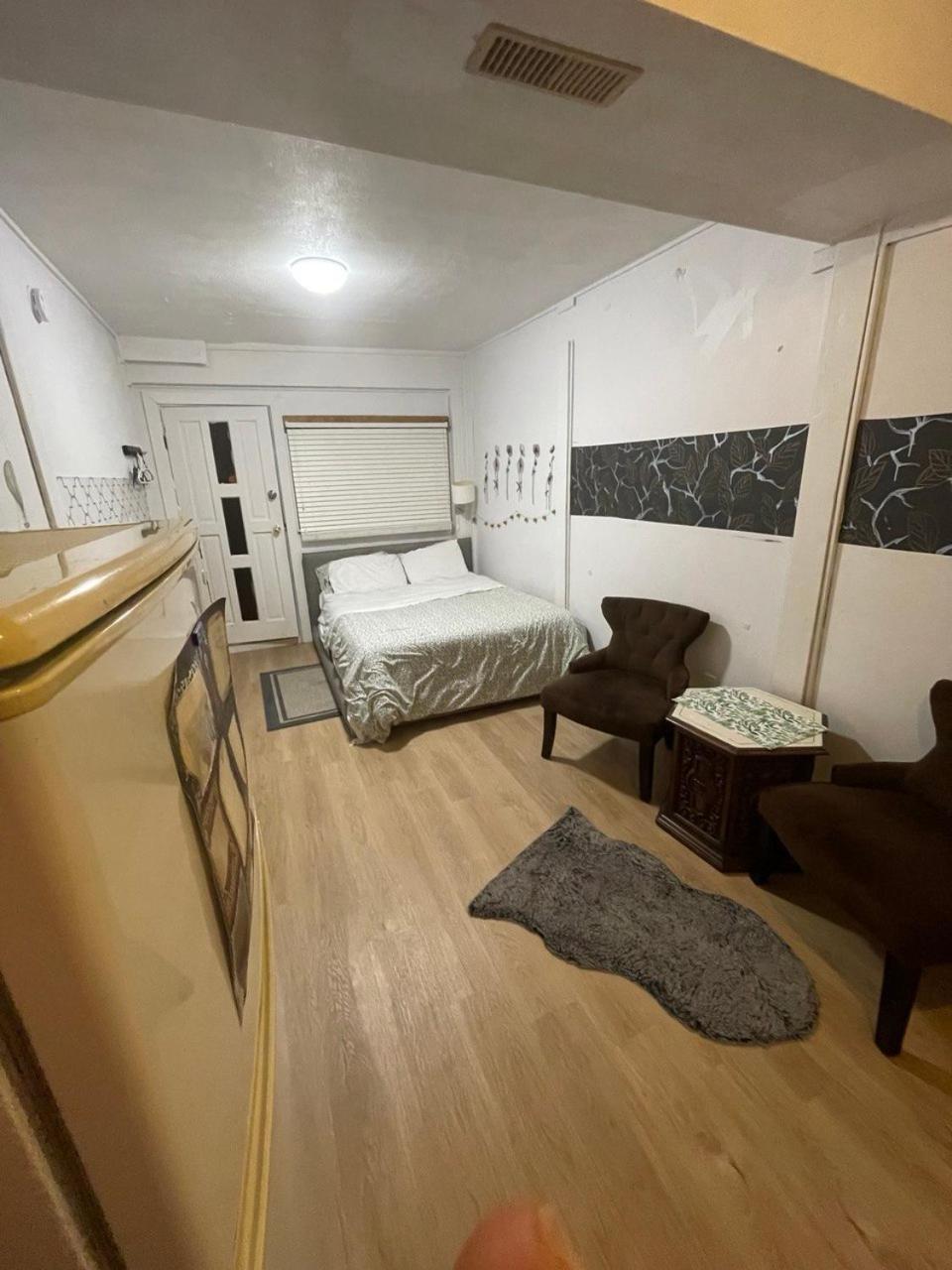 Suite In เวสต์แวนคูเวอร์ ภายนอก รูปภาพ